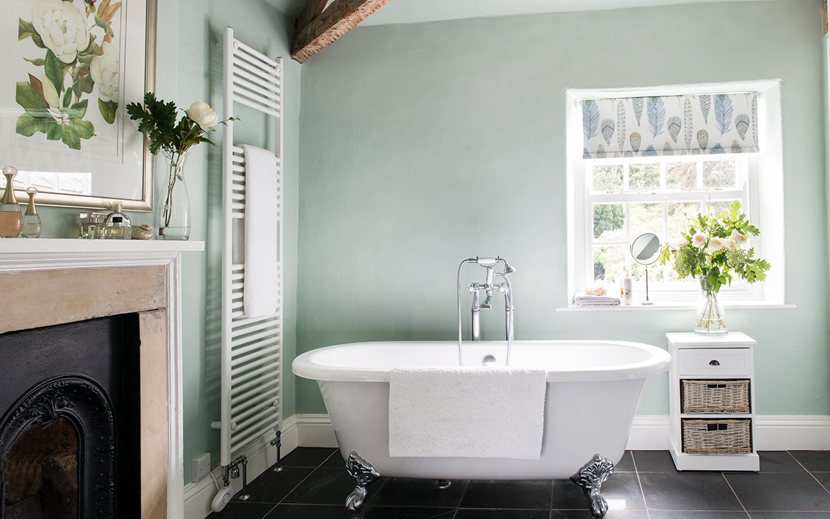 Elaine Watson Yorkshire home bathroom