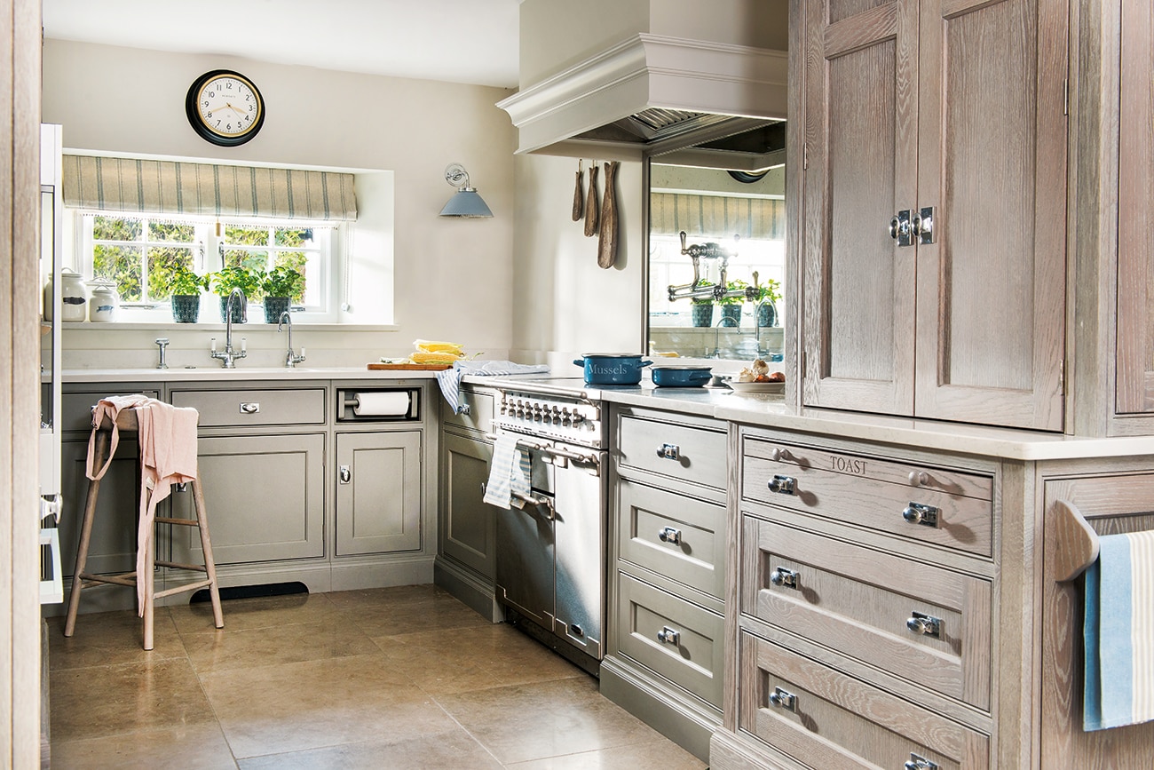 Katharine Pooley kitchen