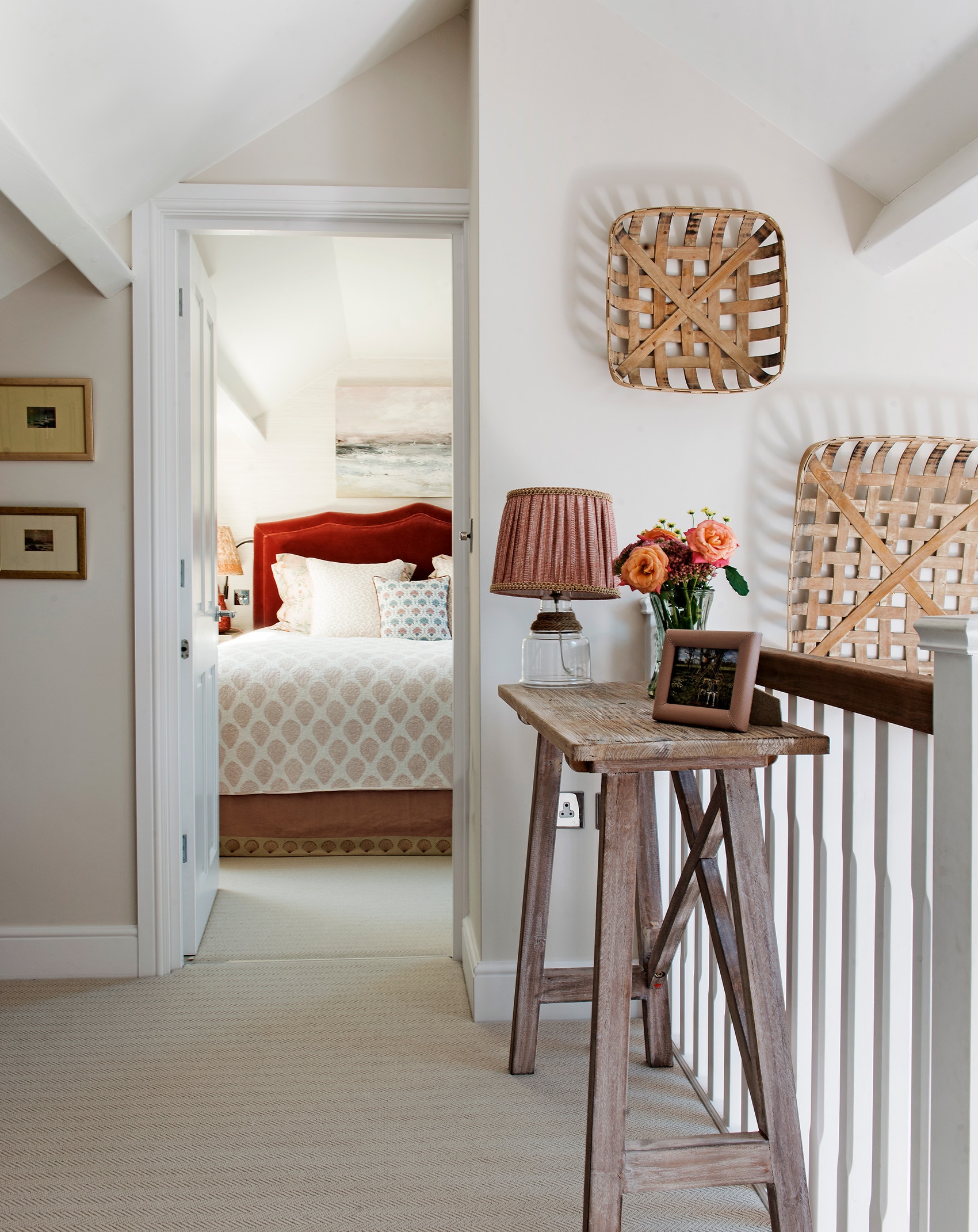 Katharine Pooley landing