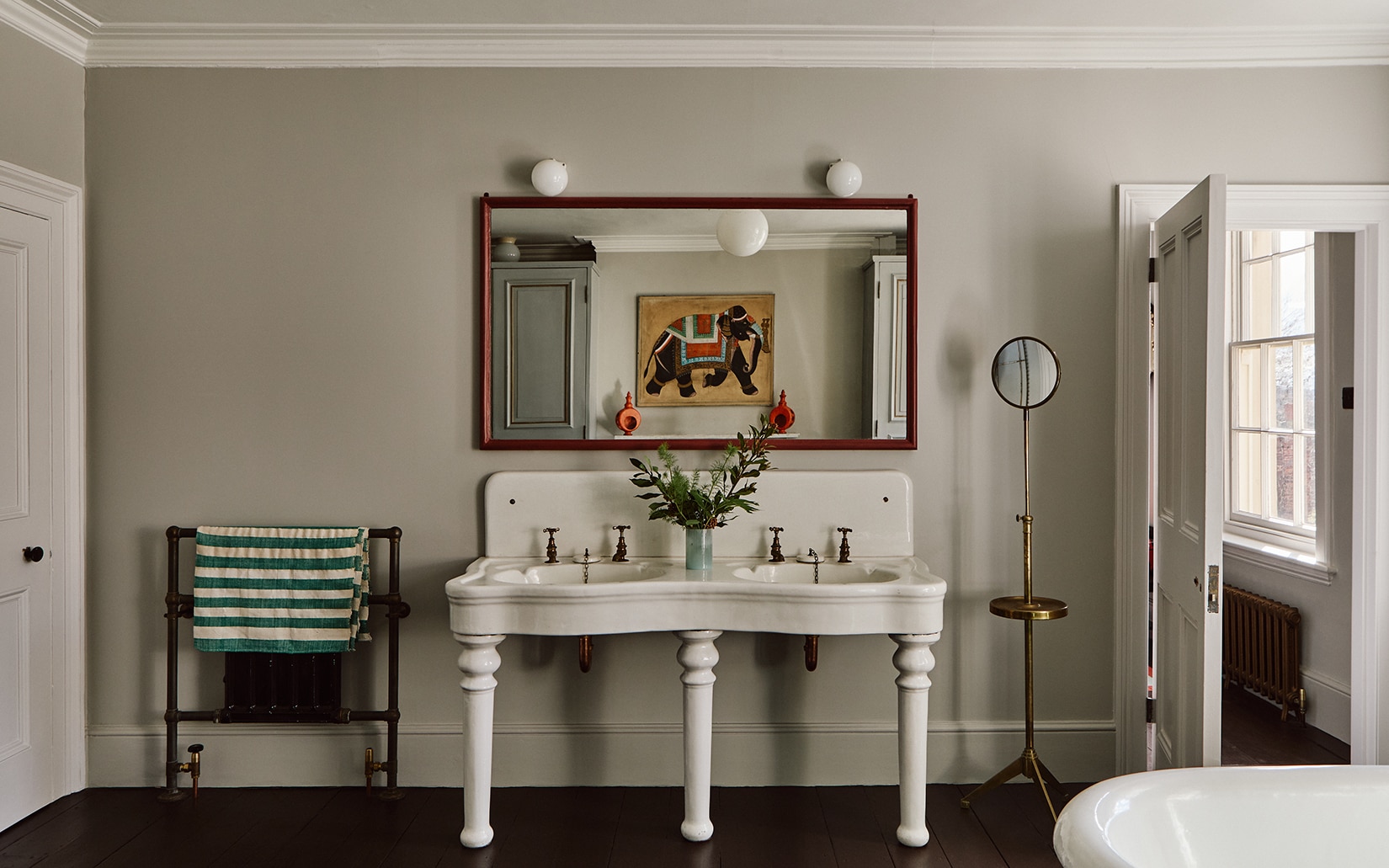 Mylands Sprake house bathroom