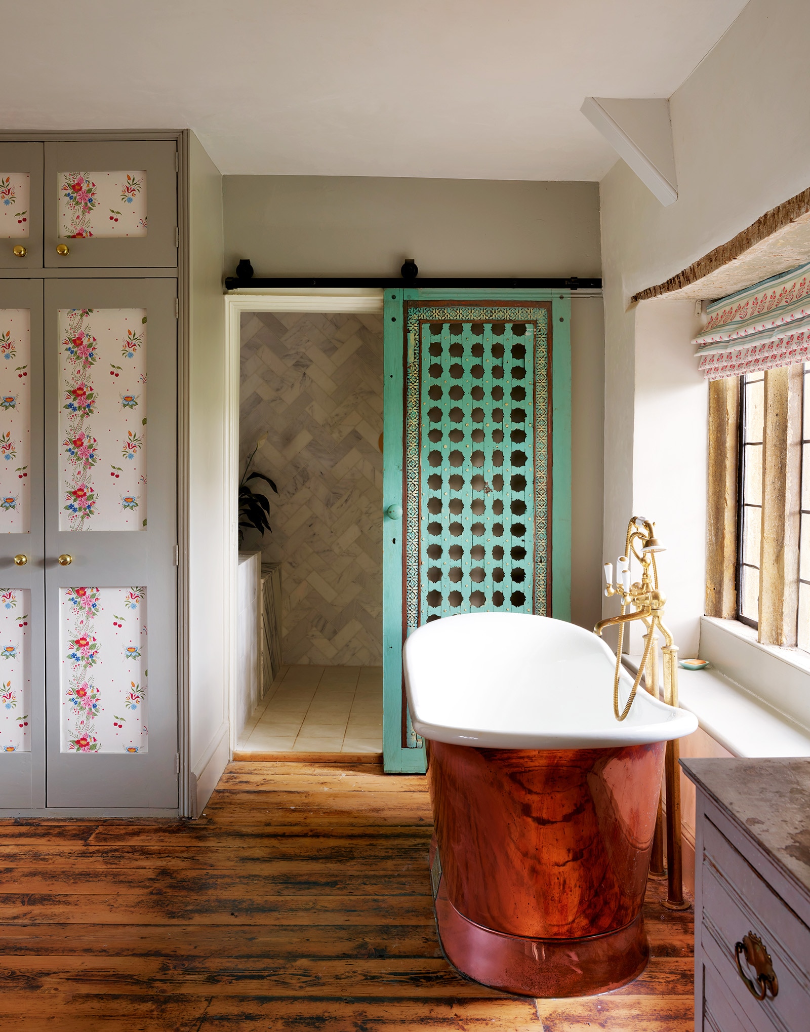 Sarah Southwell house bathroom